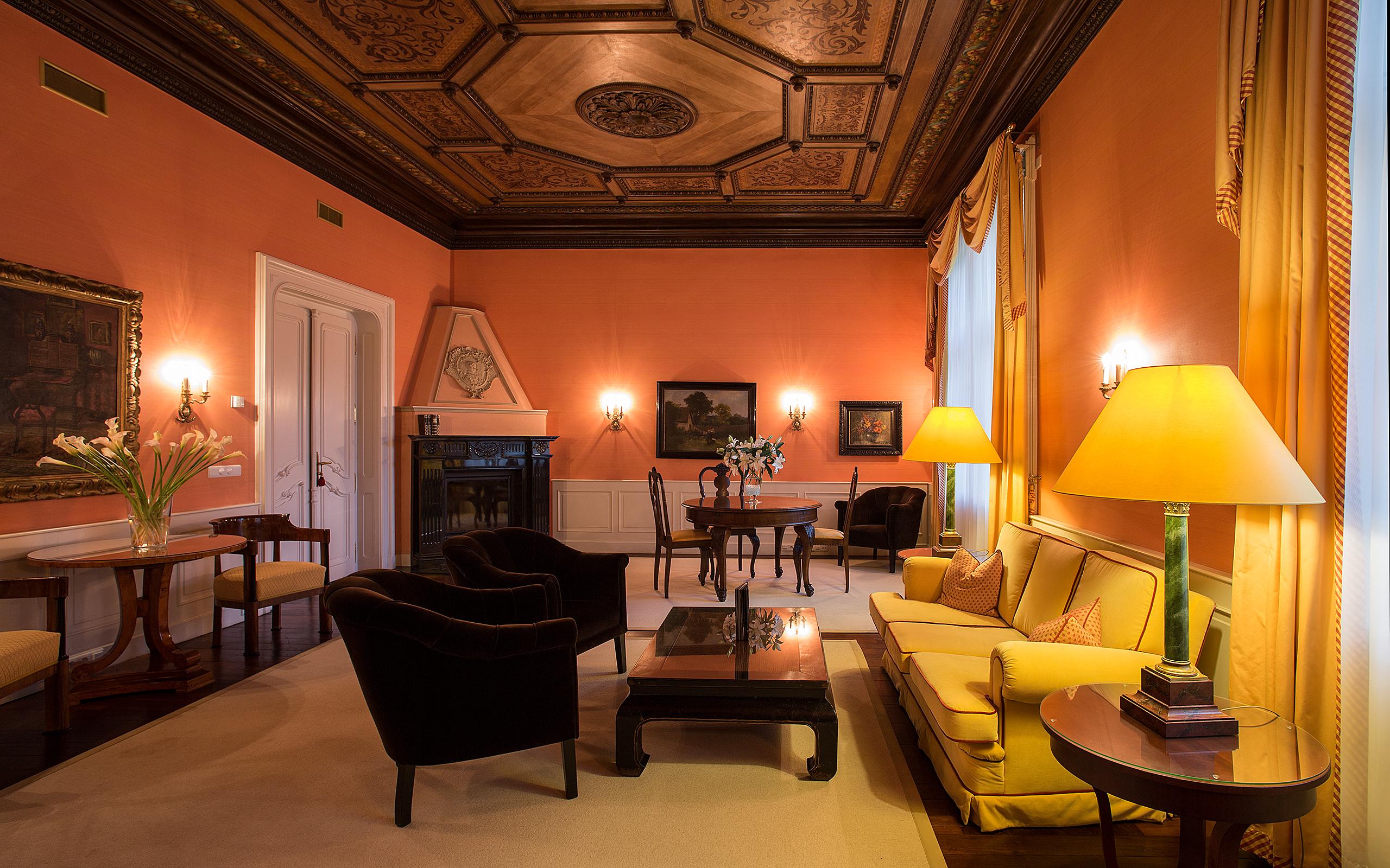 Le Palais Art Hotel Praga Exterior foto The living room