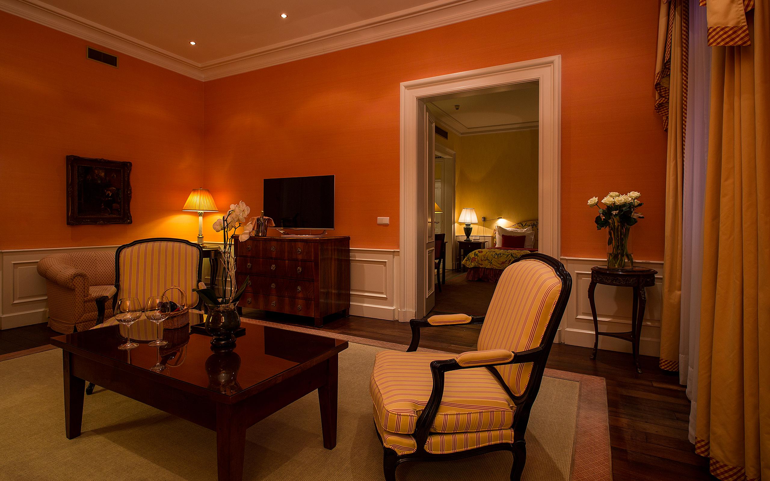 Le Palais Art Hotel Praga Exterior foto A suite at the Hotel Carlton