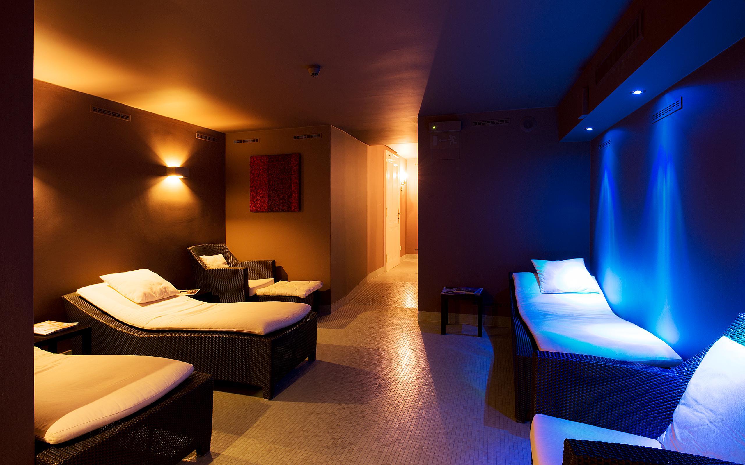 Le Palais Art Hotel Praga Exterior foto The spa at the InterContinental