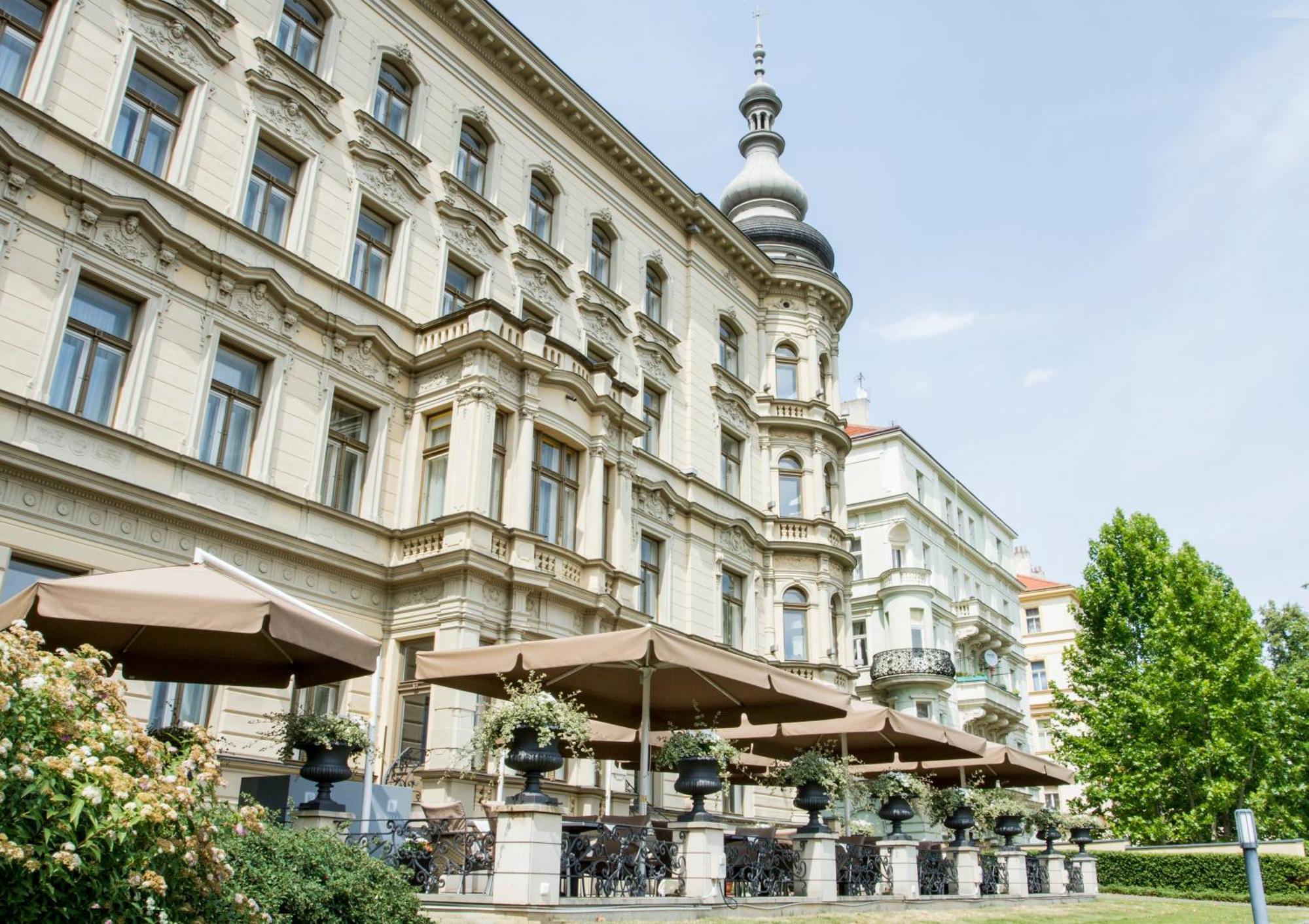 Le Palais Art Hotel Praga Exterior foto