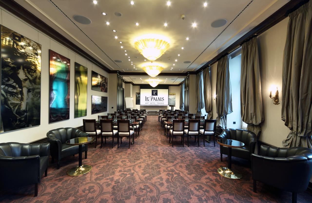 Le Palais Art Hotel Praga Exterior foto The Press Club Brussels